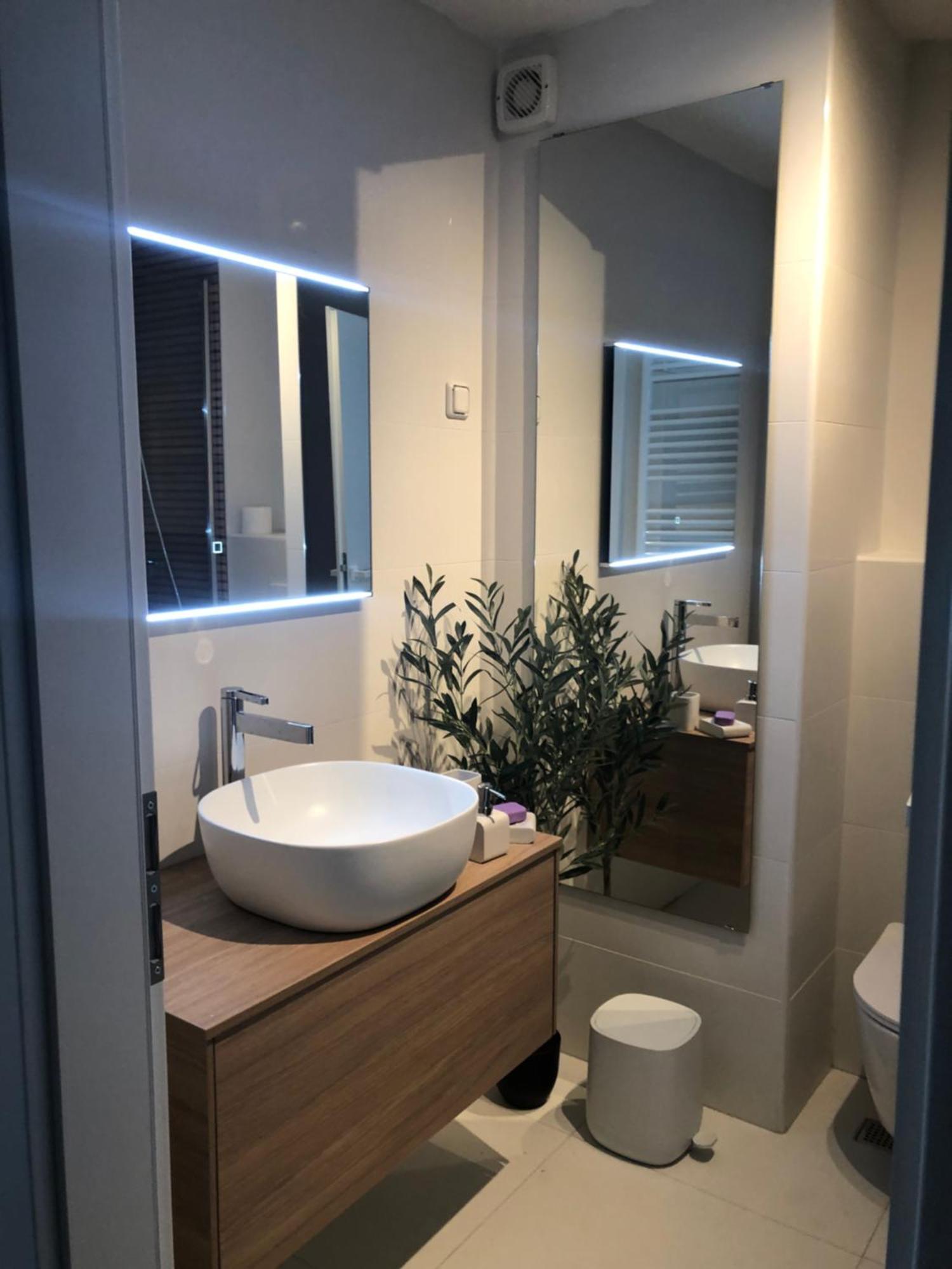 Petite Grey Apartment With Free Private Parking Zagreb Ngoại thất bức ảnh